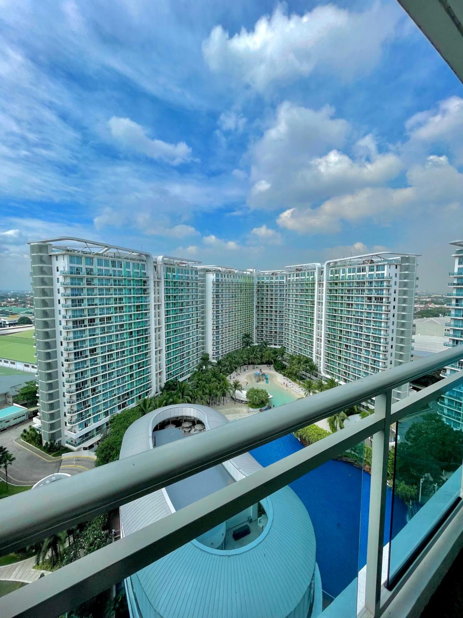 The Bahamas & Maldives Suites At Azure Residences Paranaque 15 Mins Manila Airport T3 Экстерьер фото