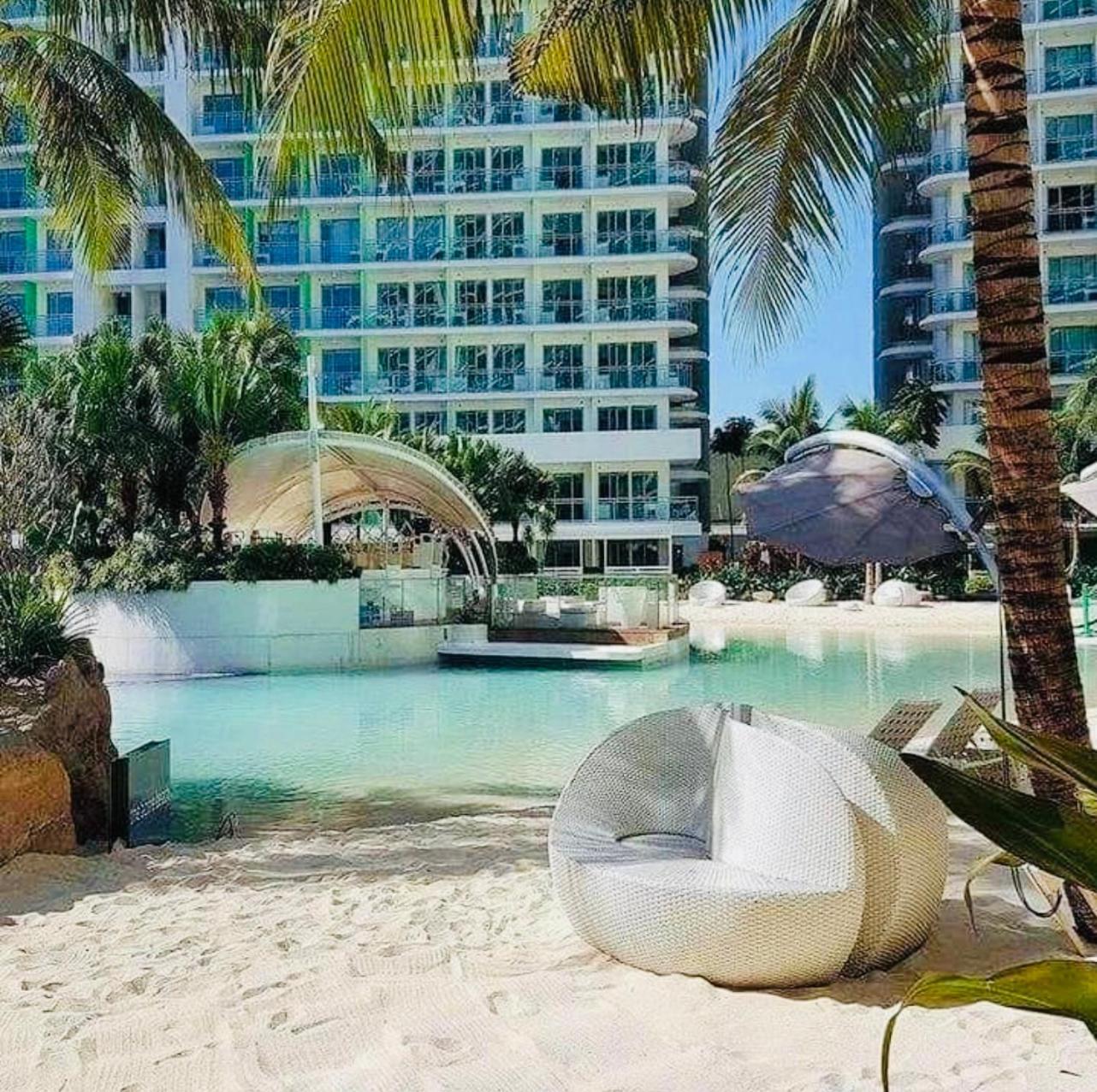 The Bahamas & Maldives Suites At Azure Residences Paranaque 15 Mins Manila Airport T3 Экстерьер фото
