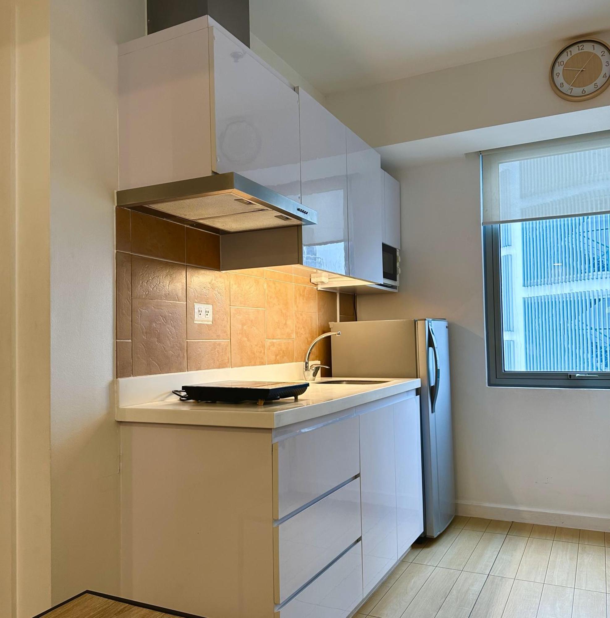 The Bahamas & Maldives Suites At Azure Residences Paranaque 15 Mins Manila Airport T3 Экстерьер фото