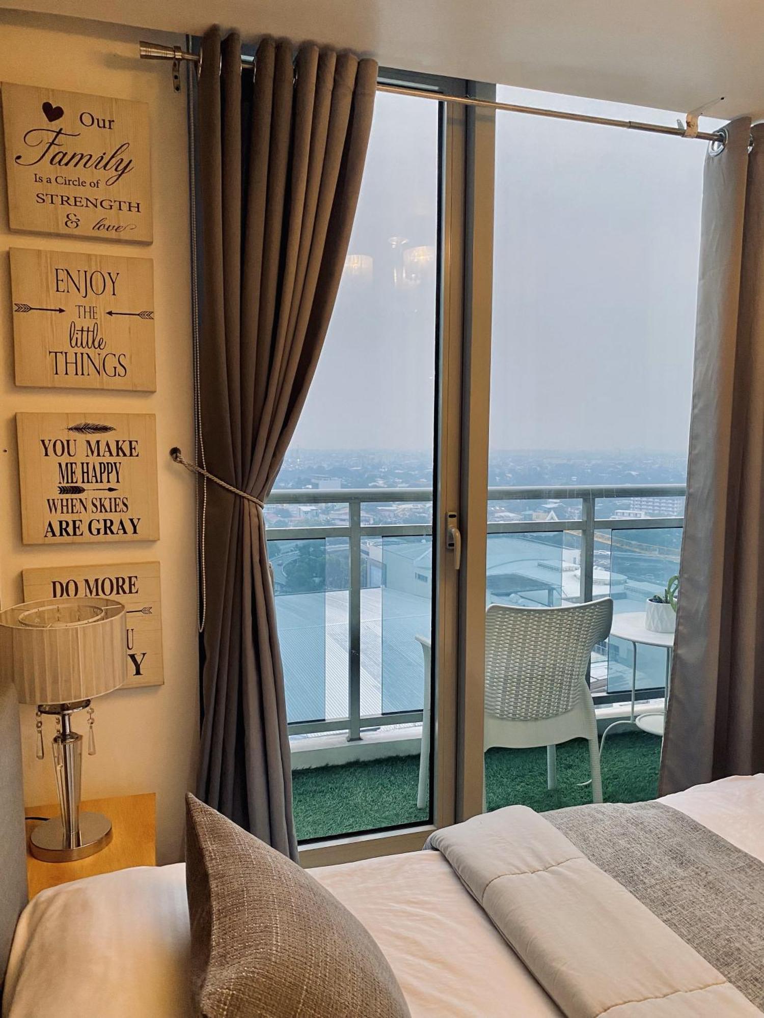 The Bahamas & Maldives Suites At Azure Residences Paranaque 15 Mins Manila Airport T3 Экстерьер фото